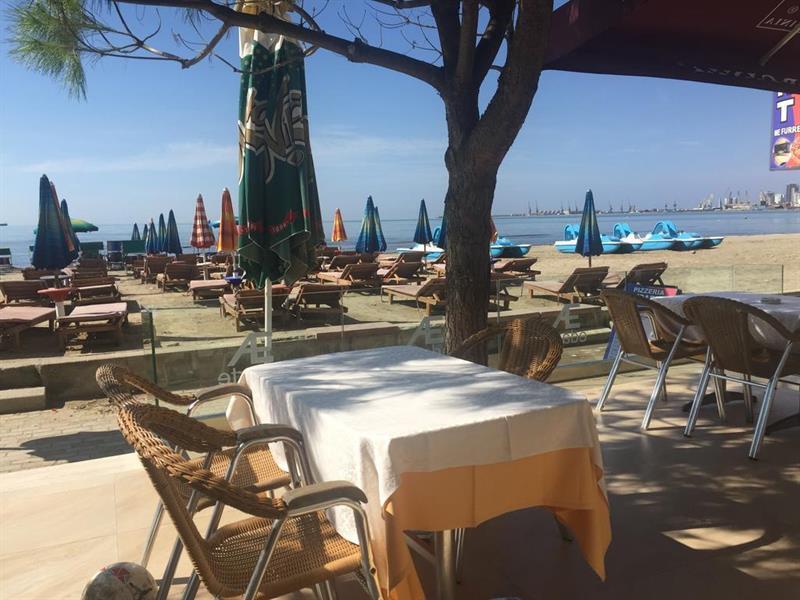 Hotel Edart Durrës Buitenkant foto